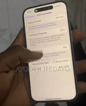 Apple iPhone 16 128 GB Green