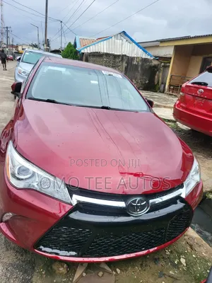 Toyota Camry 2017 Silver