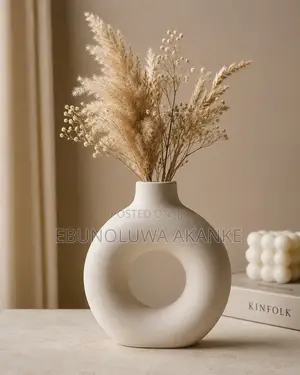 Doughnut Vase