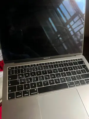Laptop Apple MacBook Air 2019 8GB Intel Core i5 SSD 250GB