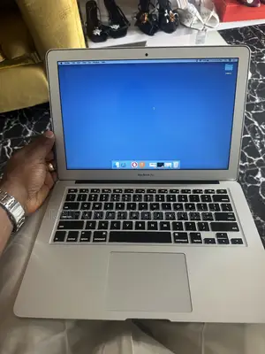 Laptop Apple MacBook Air 2017 8GB Intel Core i5 HDD 250GB