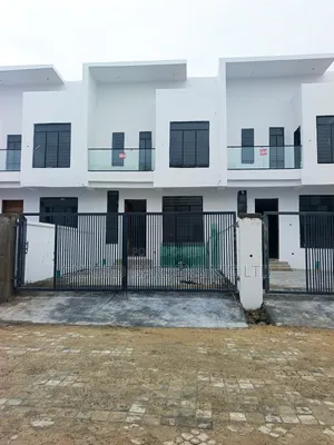 4bdrm Duplex in Ikota Gra Estate for sale