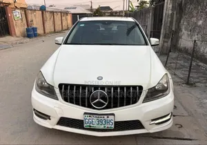Mercedes-Benz C250 2014 White