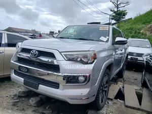 Toyota 4-Runner 2015 Silver