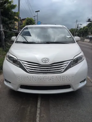 Toyota Sienna Limited Premium 7 Passenger (3.5L 6cyl 8A) 2016 White