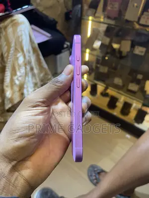 Apple iPhone 16 128 GB Pink