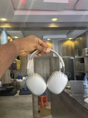 Apple AirPod Max 2nd Generation