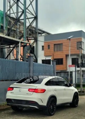 Mercedes-Benz GLE-Class 2017 White