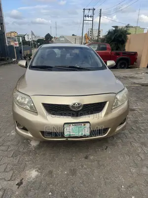 Toyota Corolla 2009 Gold