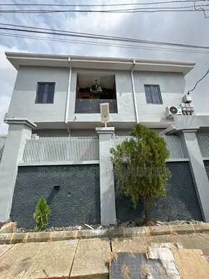 Furnished 3bdrm Duplex in Surulere for sale