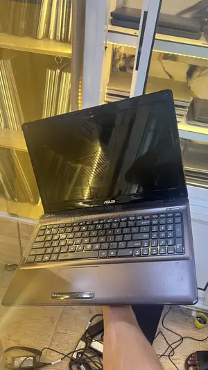 Laptop Asus K52F 8GB Intel Pentium HDD 250GB