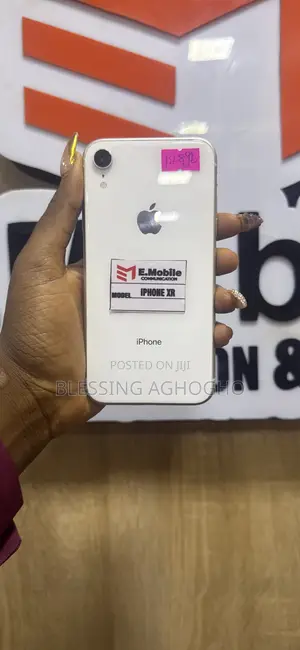 Apple iPhone XR 128 GB White