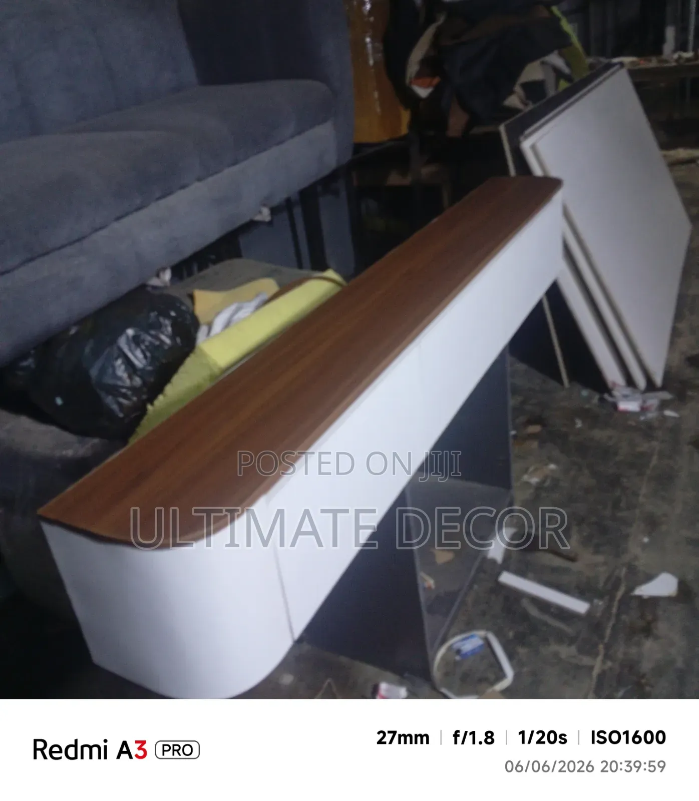 6ft Curve TV Console