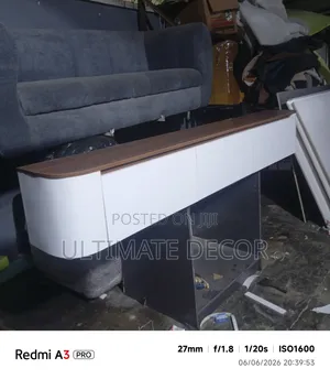 6ft Curve TV Console