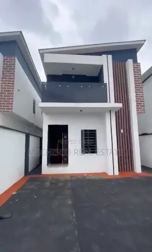 4bdrm Duplex in Egbeda for sale