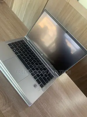 New Laptop HP EliteBook 830 G7 8GB Intel Core i5 SSD 256GB