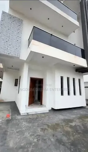 Mini Flat in Lekki Lagos, Ologolo for rent