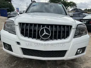 Mercedes-Benz GLK-Class 350 2010 White