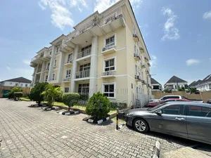 Furnished 3bdrm Penthouse in Lekki Expressway for rent