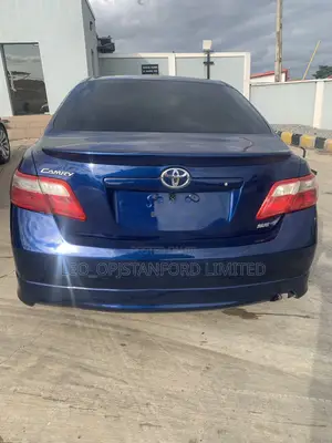 Toyota Camry SE 4dr Sedan (2.4L 4cyl 5A) 2009 Blue