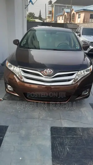 Toyota Venza 2010 Brown