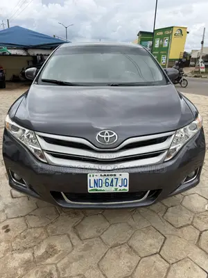 Toyota Venza V6 2010 Gray