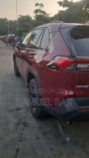 Toyota RAV4 2024 Red