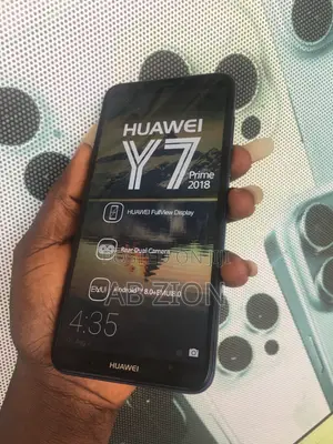 Huawei Y7 32 GB Blue