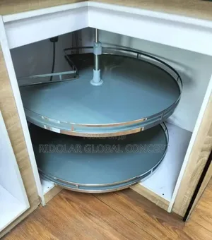 Built-in 360 Degree Magic Corner