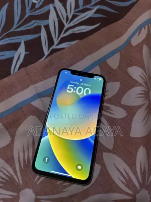 Apple iPhone X 64 GB White