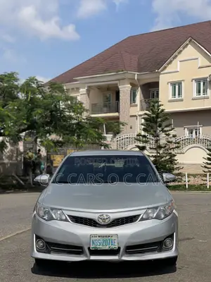 Toyota Camry 2013 Silver