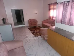 Furnished Room and Sitting for Short Stay