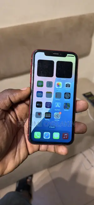 Apple iPhone XR 64 GB Red