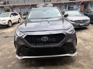 Toyota Highlander Platinum 2022 Gray
