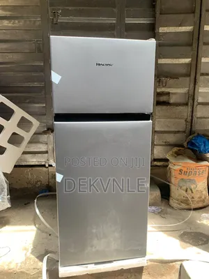 Hisense 124L Double Door Refrigerator - Silver Top Freezer