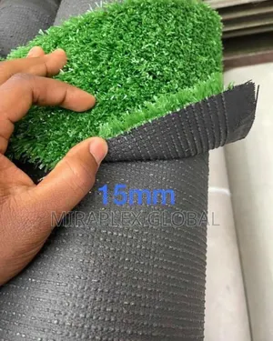 Natural Artificial Grass (15mm)