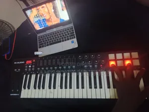 M-Audio Oxygen49 Midi Piano
