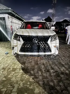 Lexus GX 460 Luxury 2015 White
