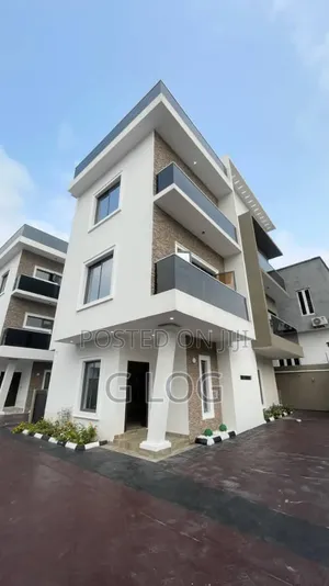 4bdrm Duplex in Agungi Chevron for sale