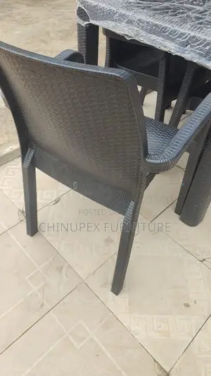 4 Seaters Strong Plastic Chairs and Table