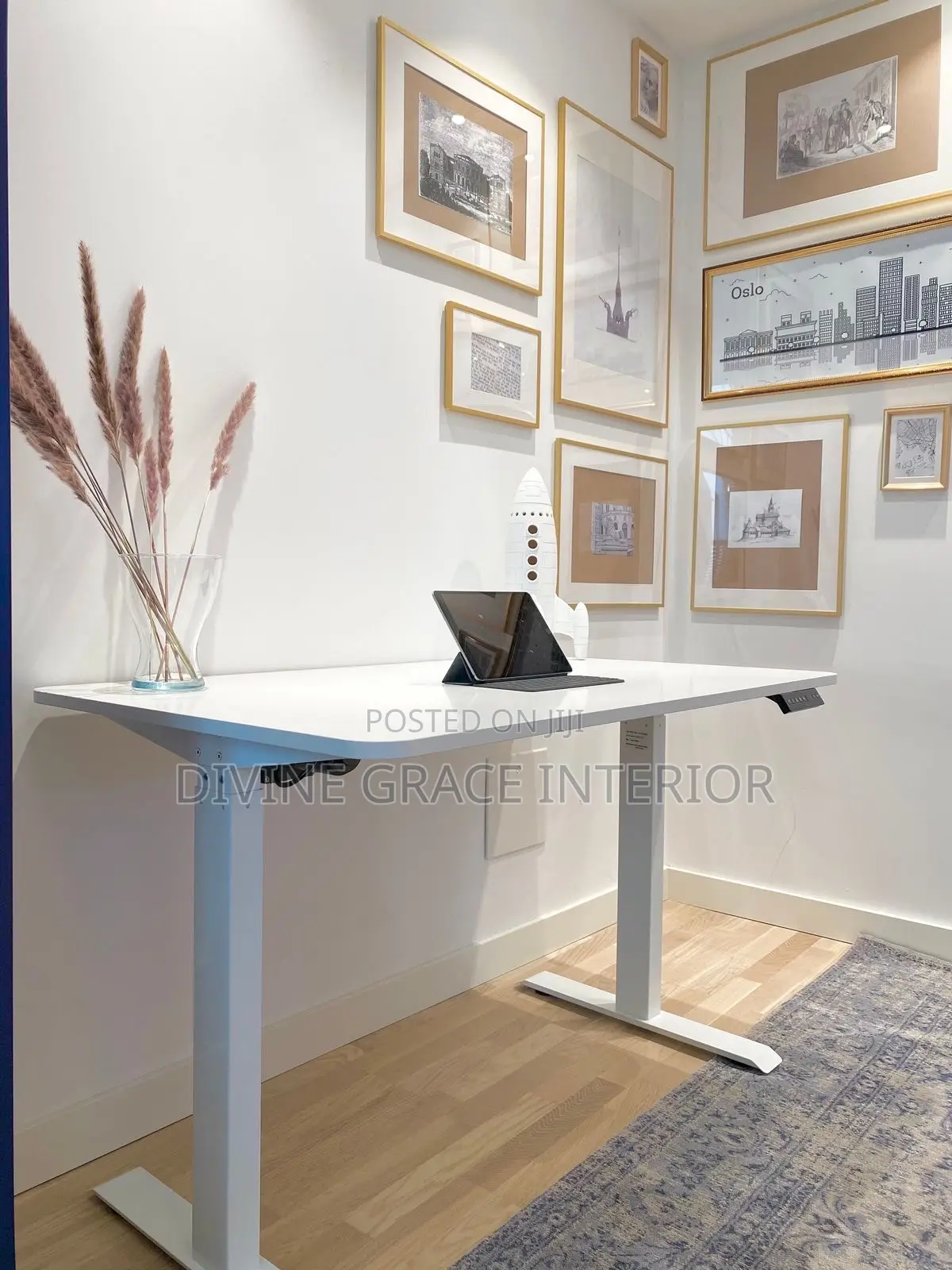 Tech Sit Stand Table