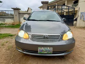 Toyota Corolla 2005 Gray
