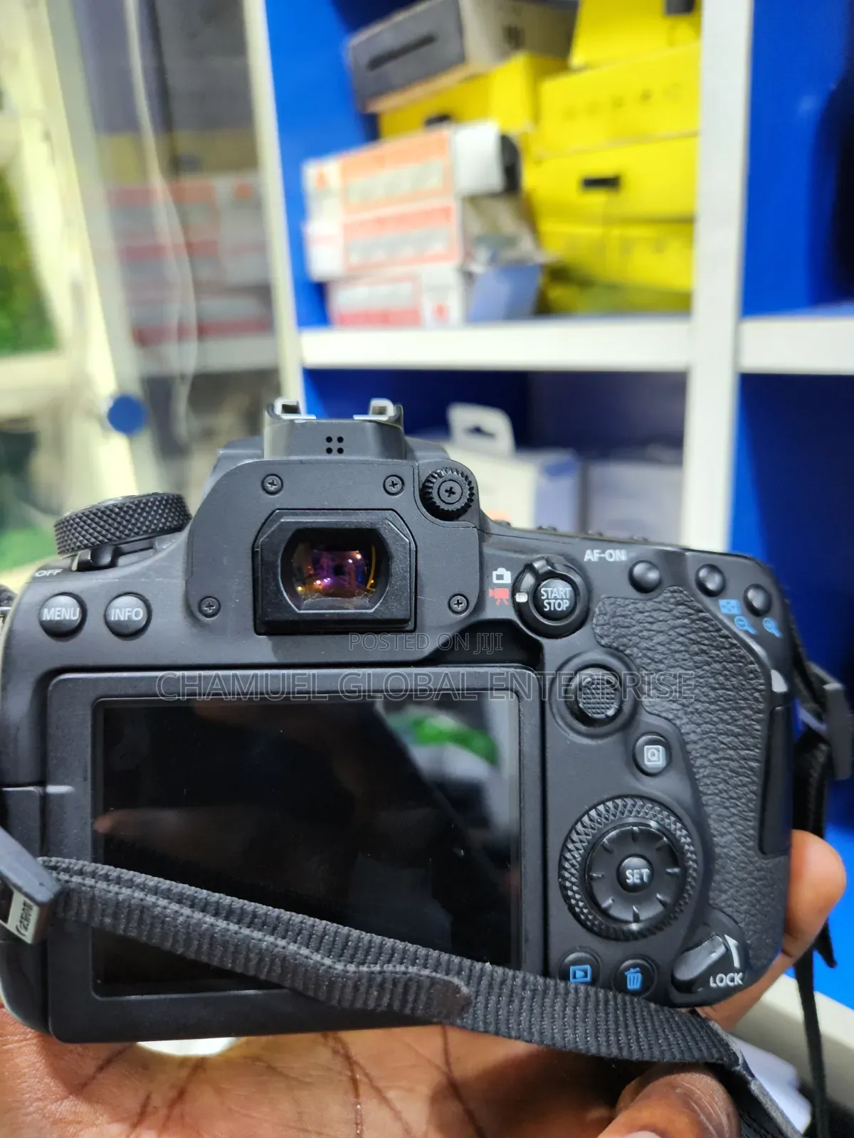 Canon EOS 90d