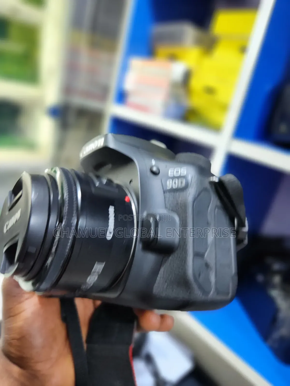 Canon EOS 90d