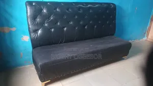 Waiting Chair for Beauty Saloon