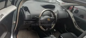 Toyota Yaris 2010 Beige