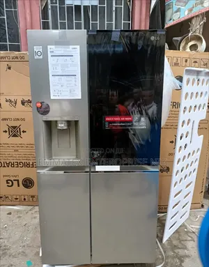 LG Refrigerator Side by Side LG