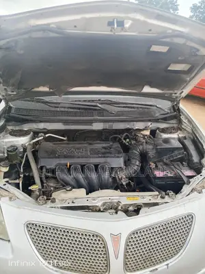 Pontiac Vibe 2005 Silver