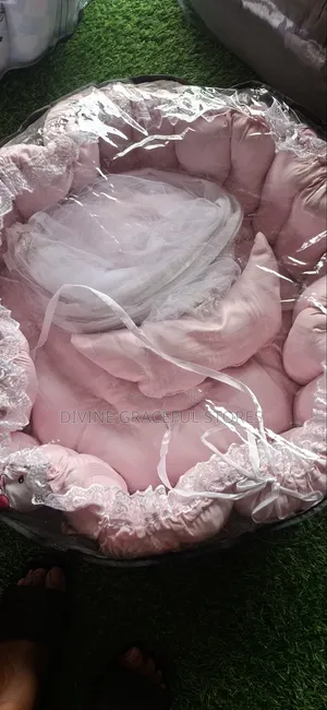 Round Baby Bed