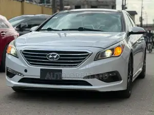 Hyundai Sonata Limited Sedan FWD (2.4L 4cyl 6A) 2016 White